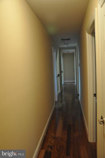 404 Henderson Road Severna Park, MD 21146 - Photo 13 of 30 Interior (General)