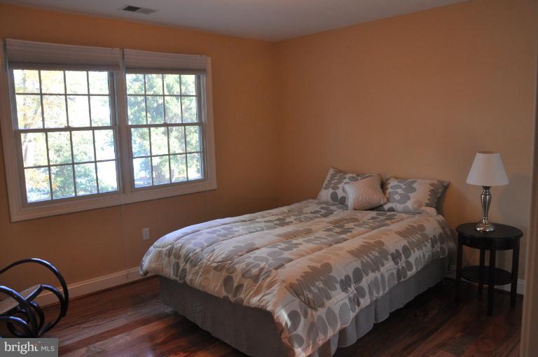 404 Henderson Road Severna Park, MD 21146 - Photo 26 of 30 Bedroom
