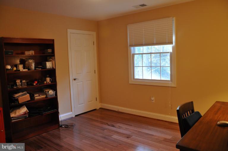 404 Henderson Road Severna Park, MD 21146 - Photo 27 of 30 Bedroom
