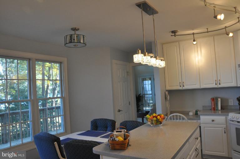 404 Henderson Road Severna Park, MD 21146 - Photo 7 of 30 Kitchen