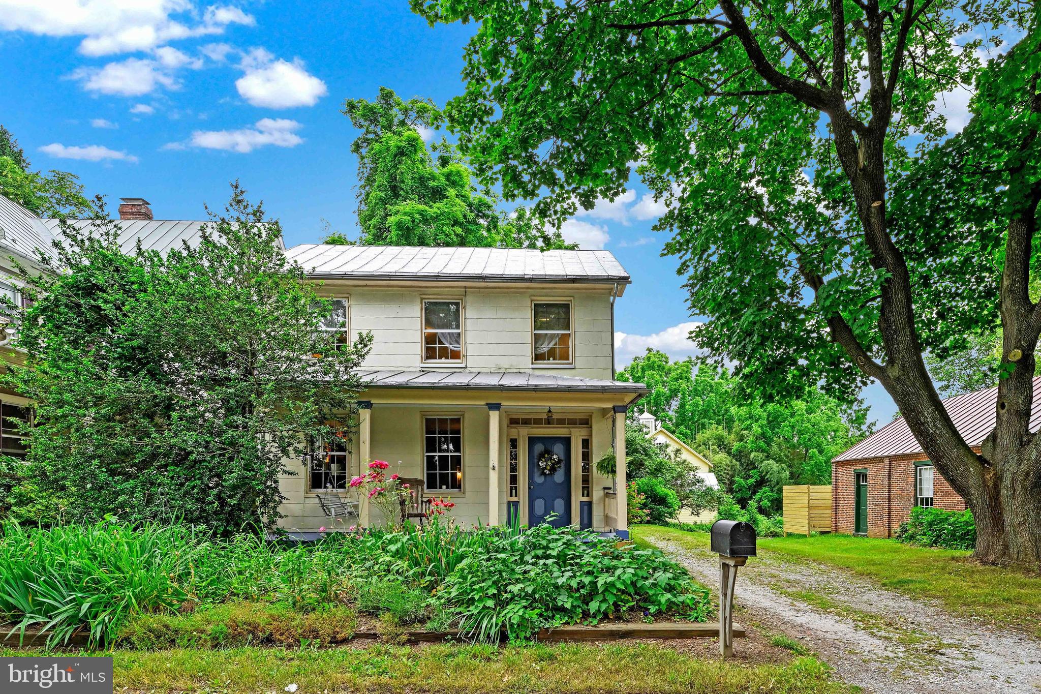 Coming Soon at 3341 Uniontown Road!