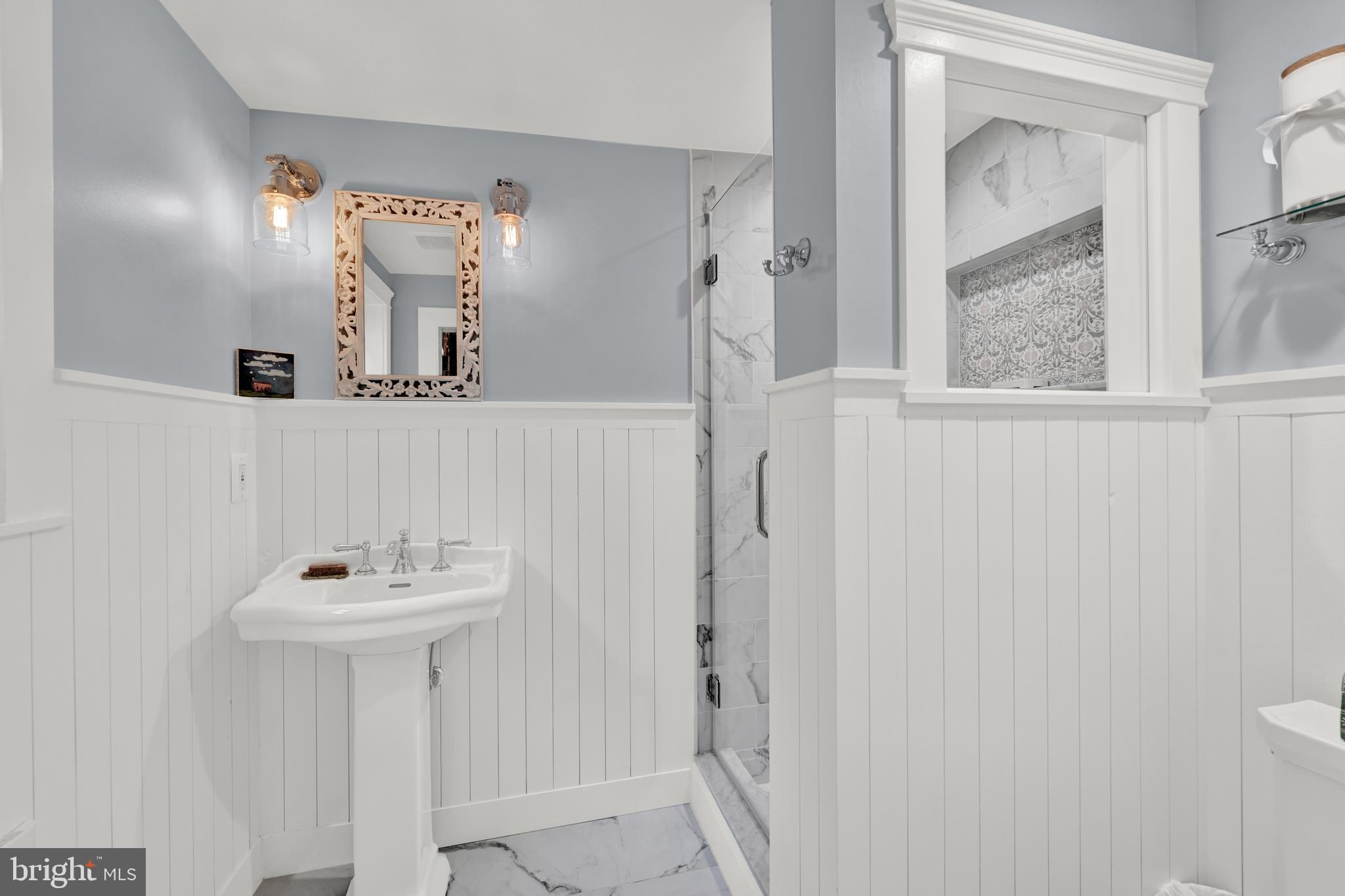 3341 Uniontown Road Westminster, MD 21158 - Photo 11 of 54 First Floor full bath off living room