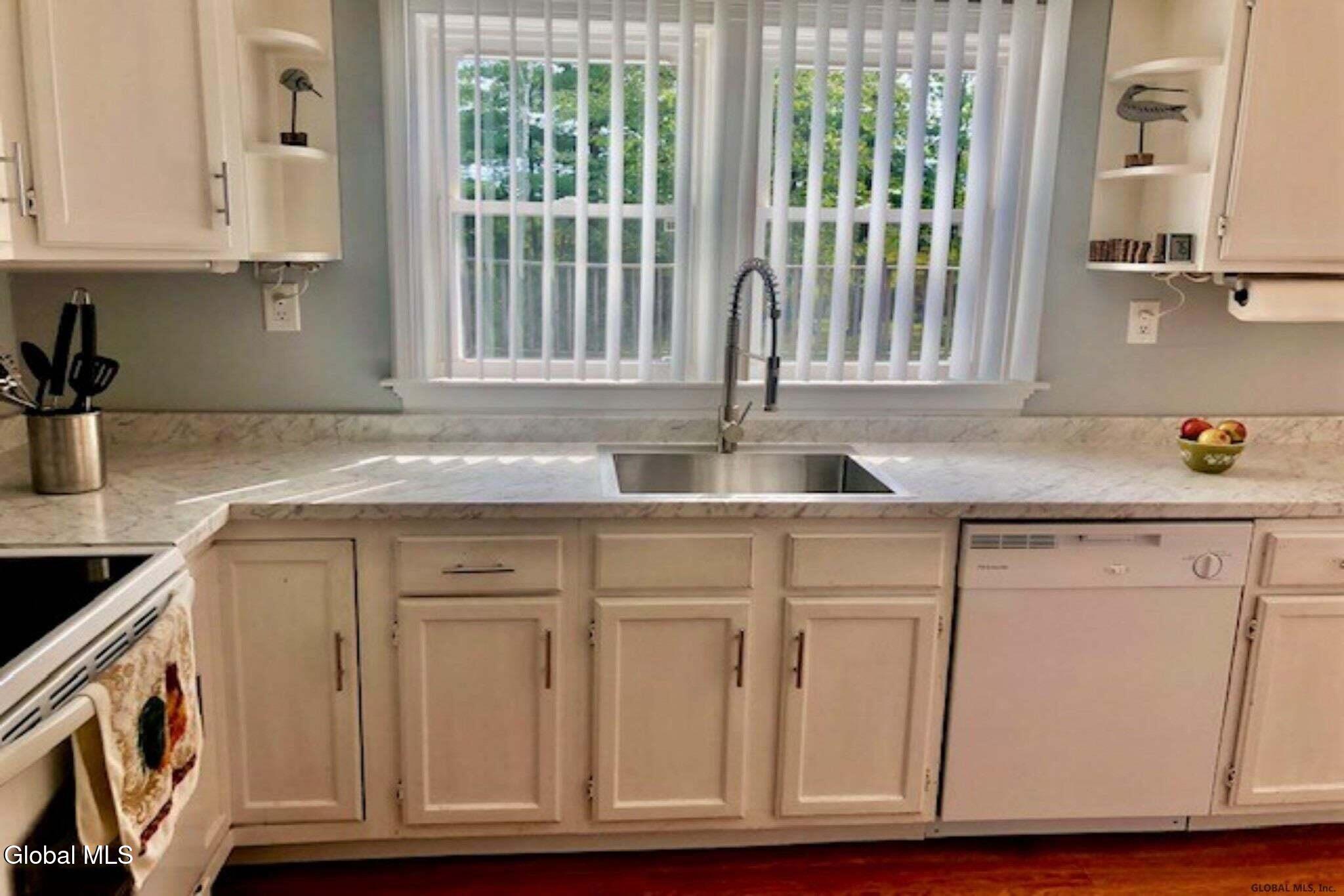 148 Van Dyke Road Bethlehem, NY 12054 - Photo 8 of 23 Kitchen1
