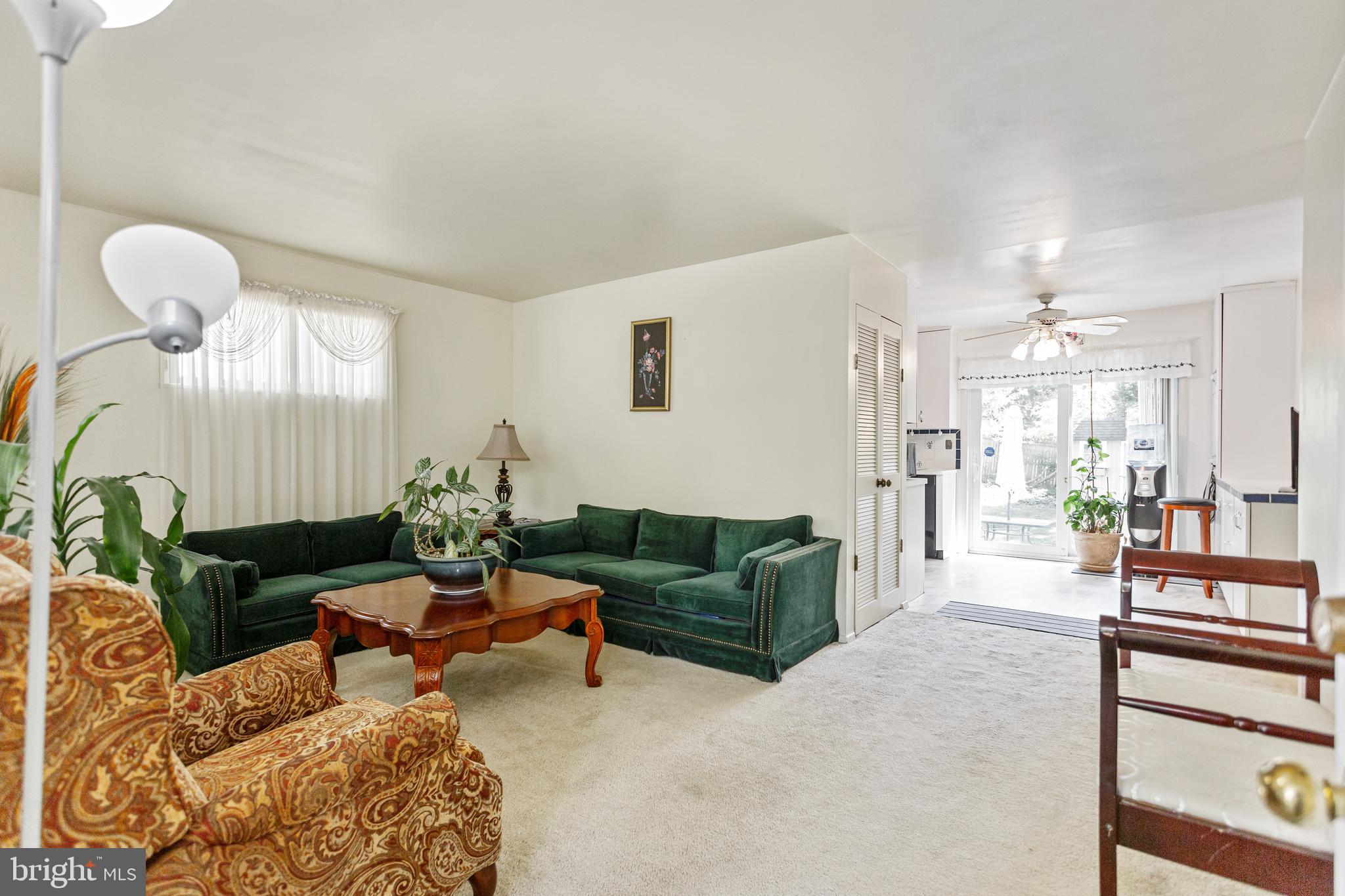 12211 Kendall Street Silver Spring, MD 20902 - Photo 3 of 32