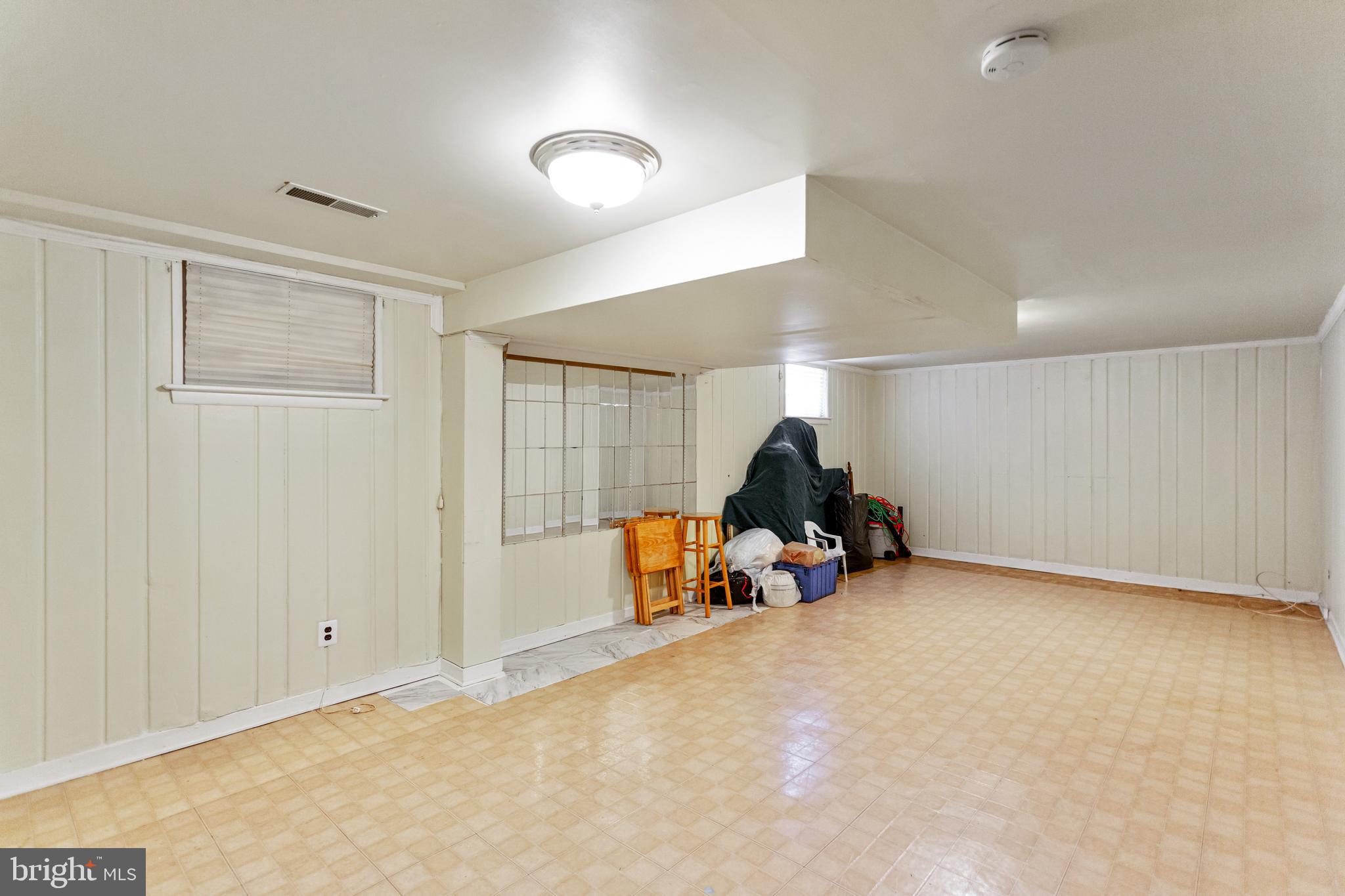 12211 Kendall Street Silver Spring, MD 20902 - Photo 22 of 32