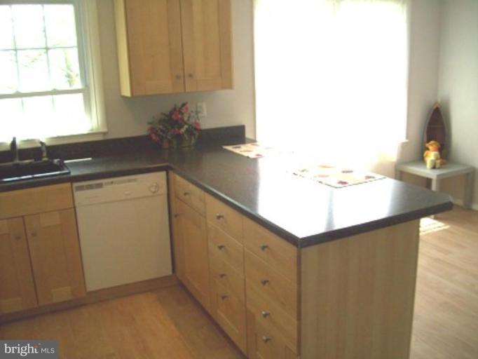 7 Slavin Court, Unit 2I Nottingham, MD 21236 - Photo 3 of 11 Kitchen #2