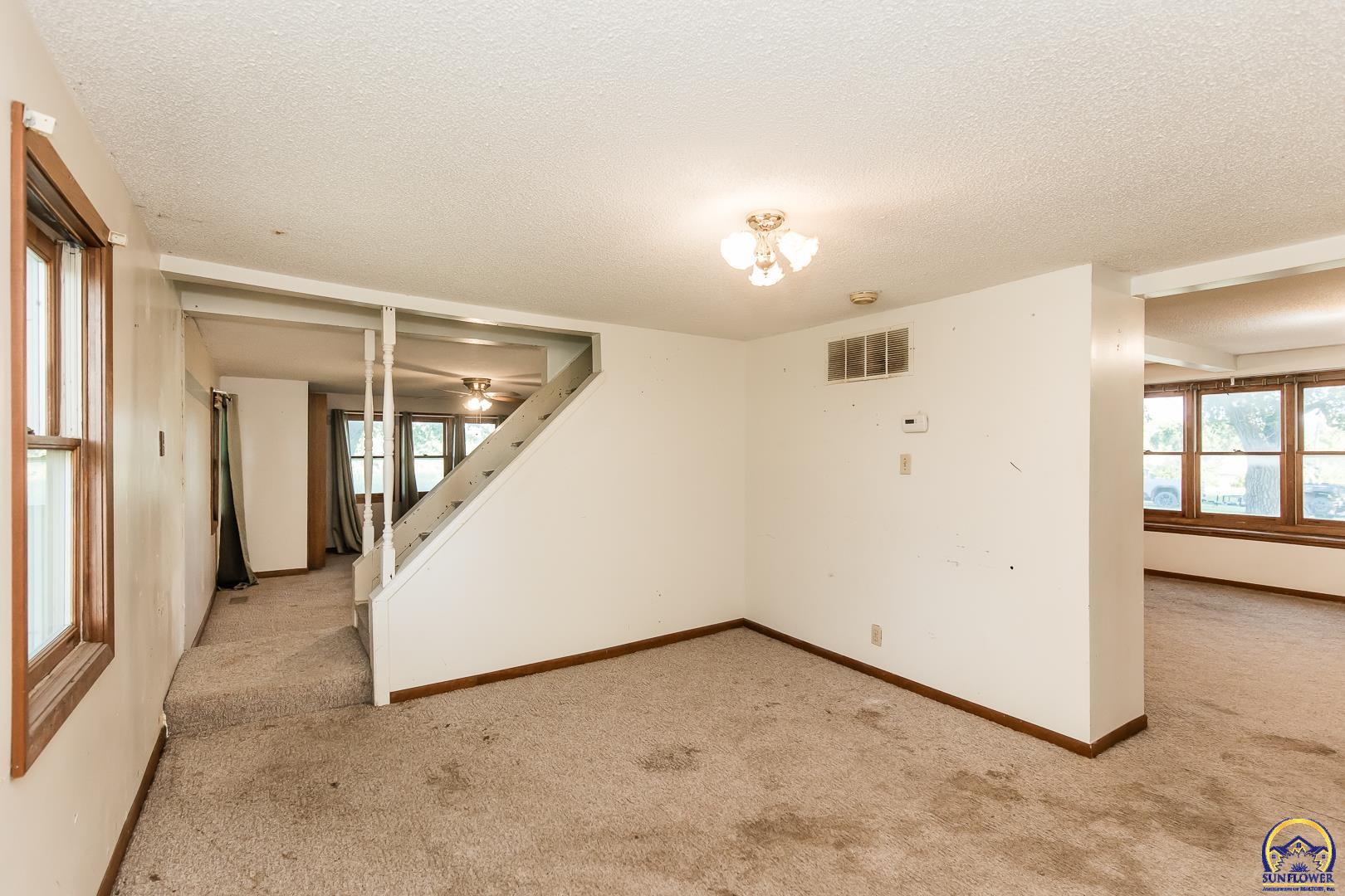 12140 Miller Road Harveyville, KS 66431 - Photo 37 of 99