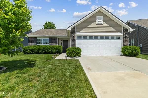 $280,000 | 992 Cass Drive, Franklin, IN 46131