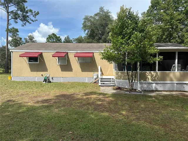 a view of a outdoor space