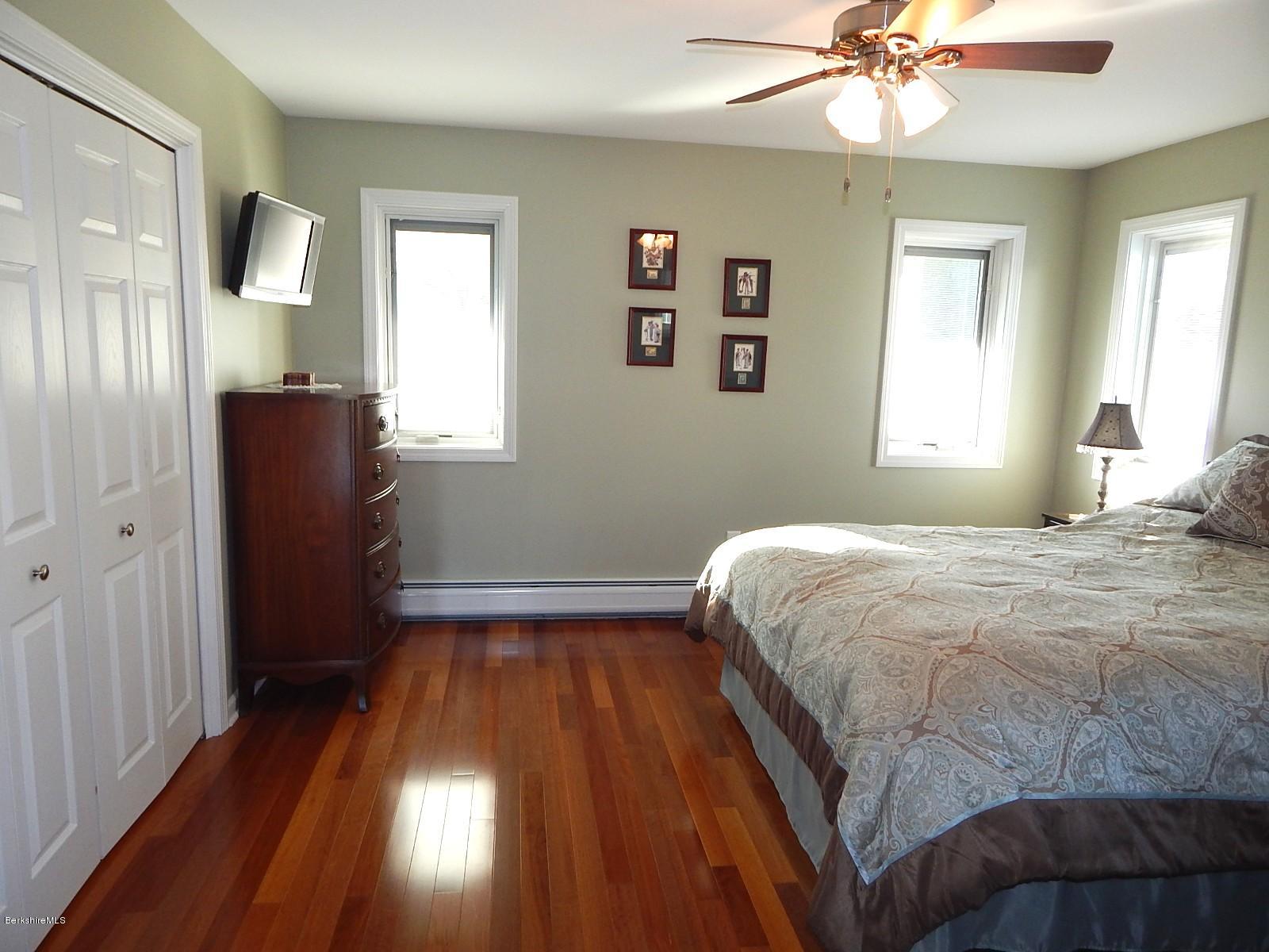 8 Thomas Road Pittsfield, MA 01201 - Photo 11 of 24 14-Master Bedroom