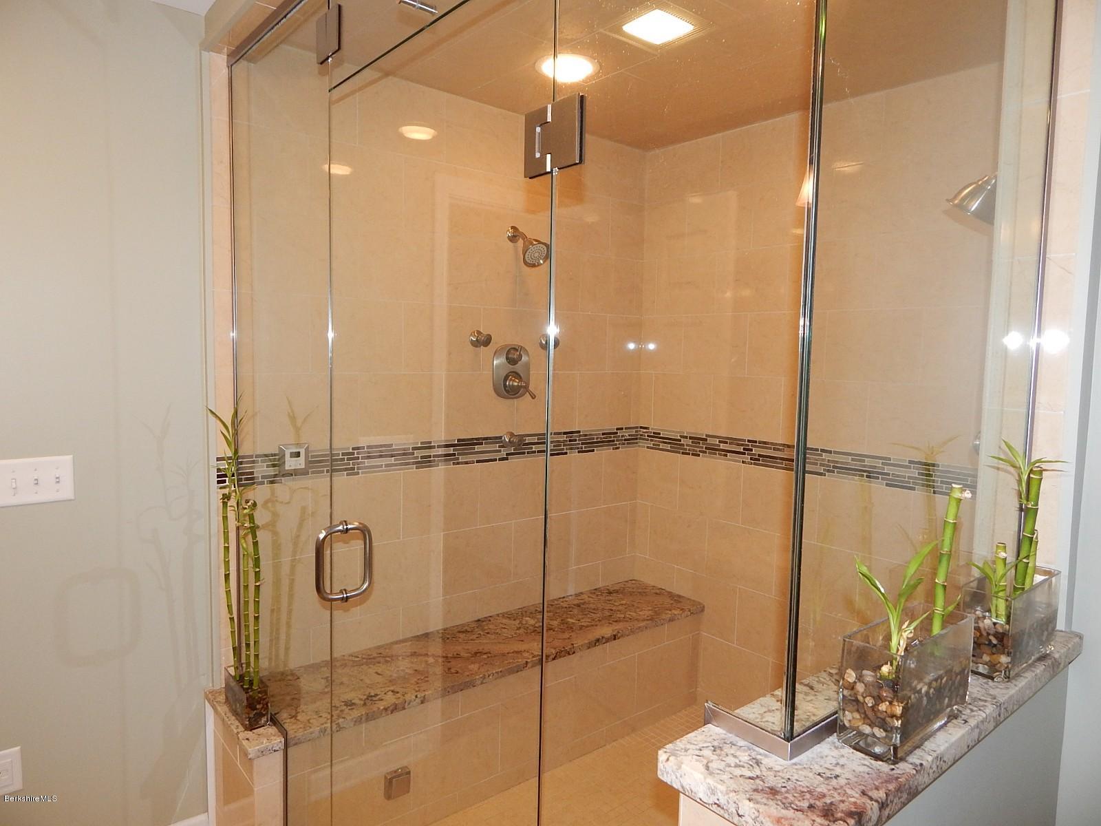 8 Thomas Road Pittsfield, MA 01201 - Photo 12 of 24 18-M Bath
