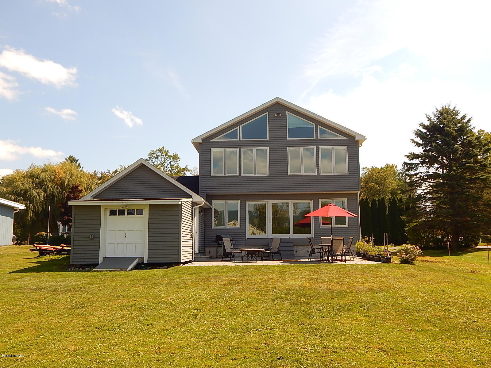 8 Thomas Road Pittsfield, MA 01201 - Photo 24 of 24 6-Back
