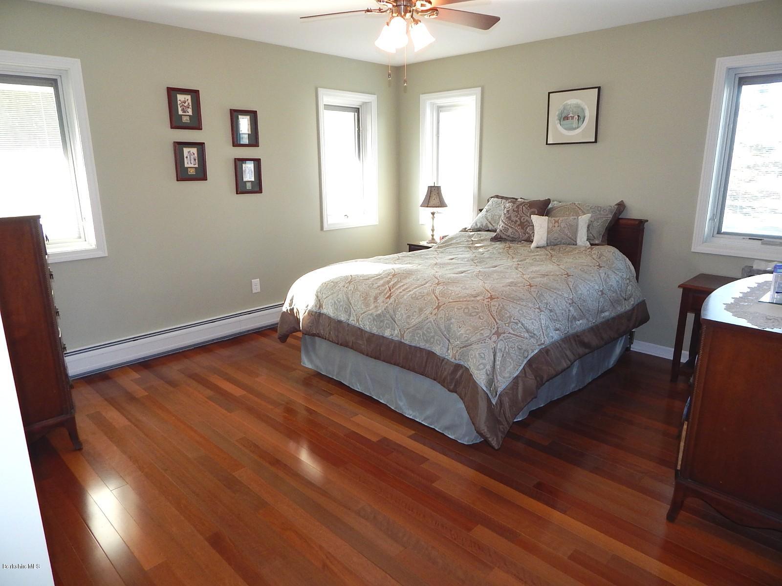 8 Thomas Road Pittsfield, MA 01201 - Photo 10 of 24 15-MB