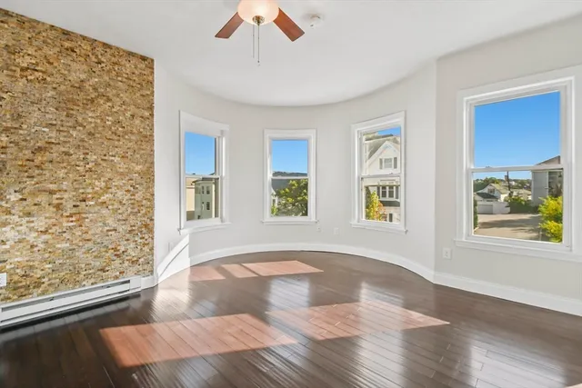 $215,000 | 52 Providence Street, Unit 3, Worcester, MA 01604