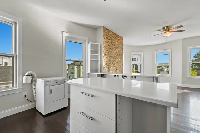 $215,000 | 52 Providence Street, Unit 3, Worcester, MA 01604