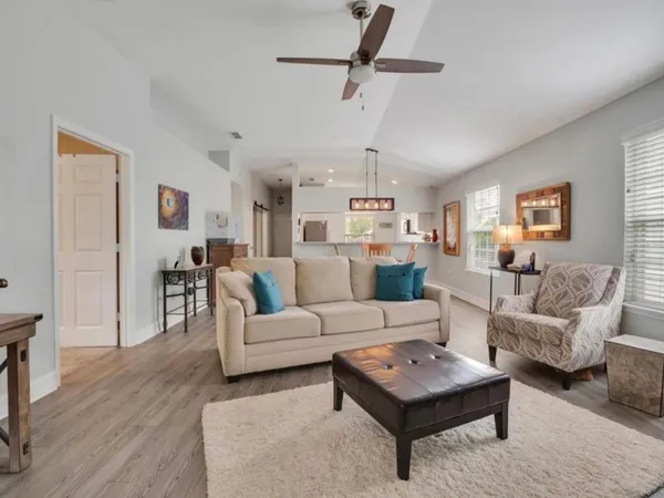 $2,400 | 9405 Windam Way, Tallahassee, FL 32312