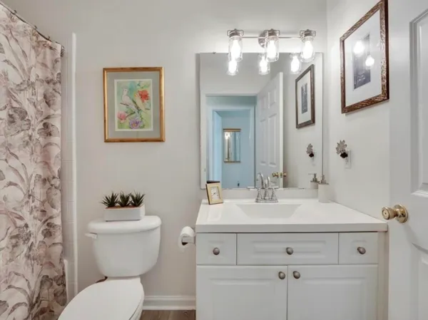 $2,400 | 9405 Windam Way, Tallahassee, FL 32312