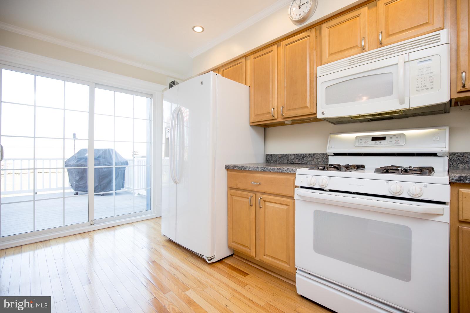3525 Byrne Road Philadelphia, PA 19154 - Photo 15 of 40 Kitchen