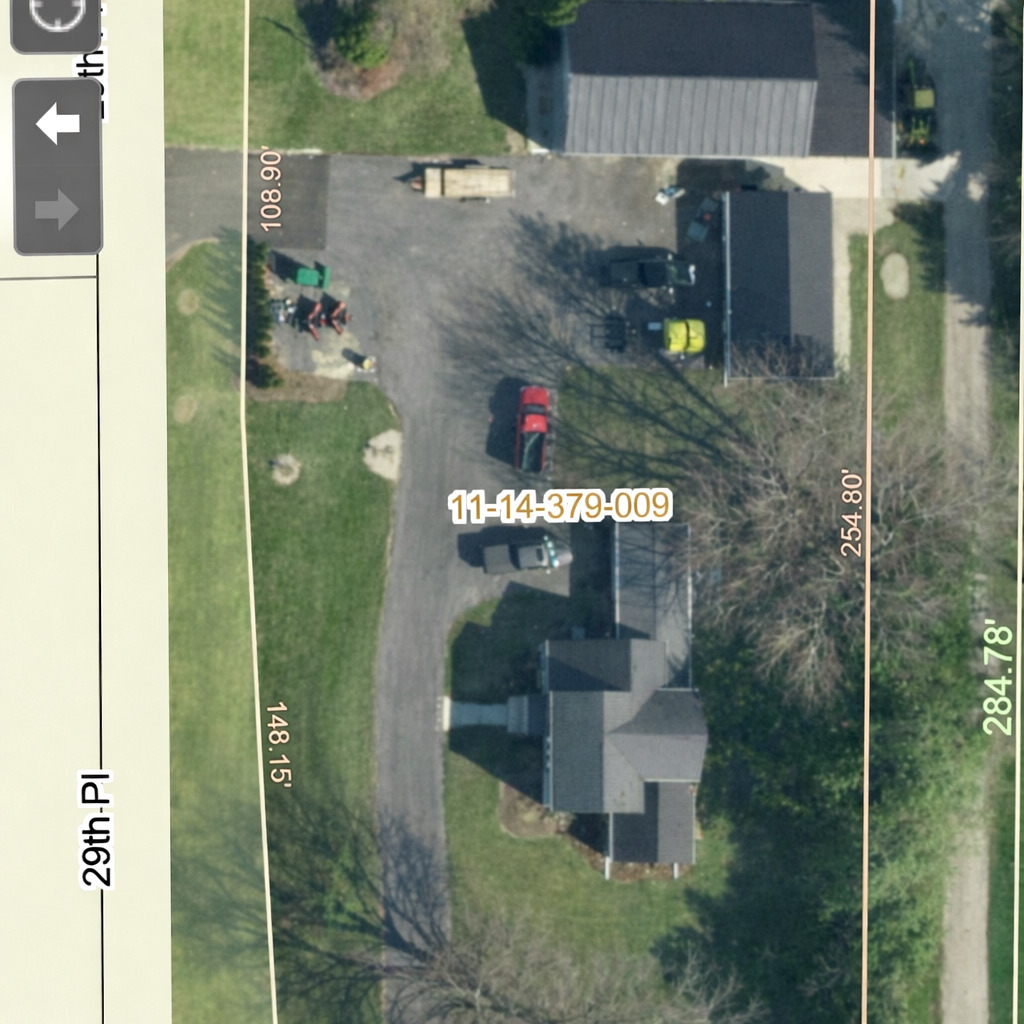 2912 Woodlawn Road Sterling, IL 61081 - Photo 24 of 48 a picture of a bathroom