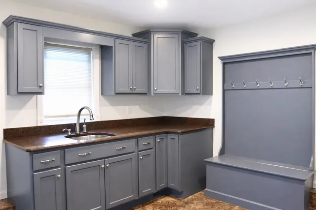 $429,900 | 2912 Woodlawn Road, Sterling, IL 61081