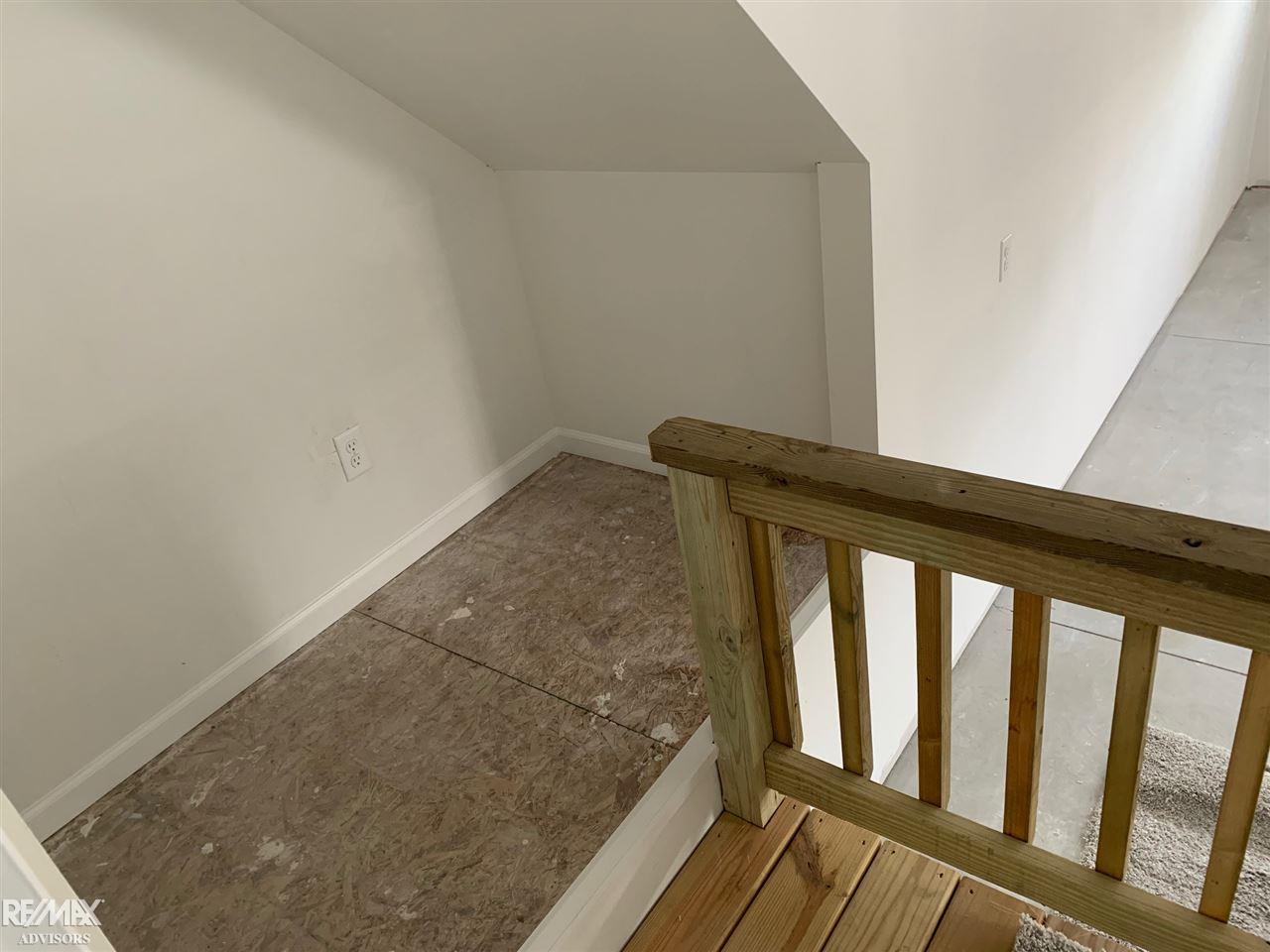9589 Nook Road Algonac, MI 48001 - Photo 17 of 31 50034015-16.JPG