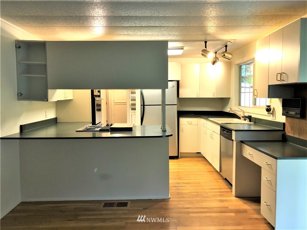 1017 Sandy Bend Road Castle Rock, WA 98611 - Photo 15 of 32 Gallery Image 15