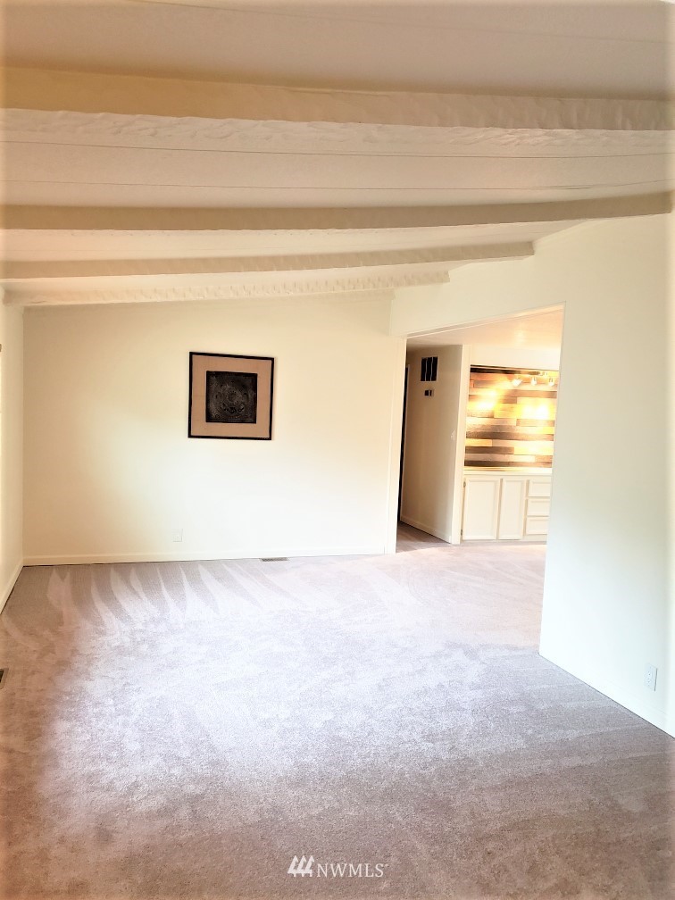 1017 Sandy Bend Road Castle Rock, WA 98611 - Photo 5 of 32 Gallery Image 5