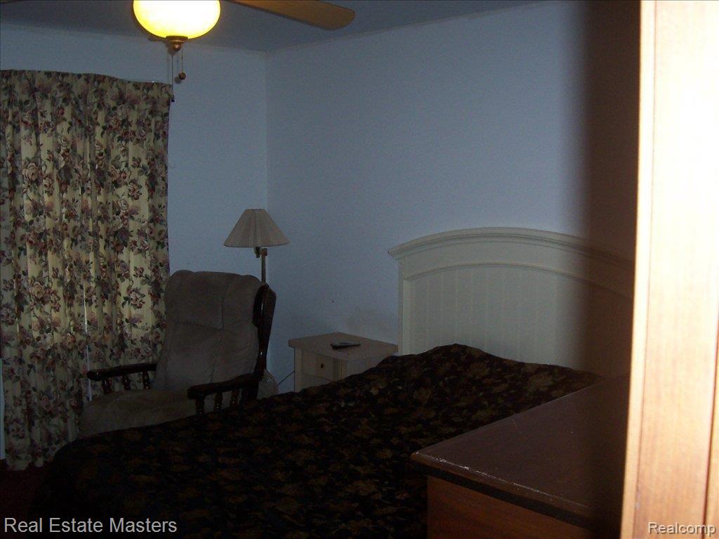 7590 Rynn Road Avoca, MI 48006 - Photo 13 of 22 BEDROOM 3
