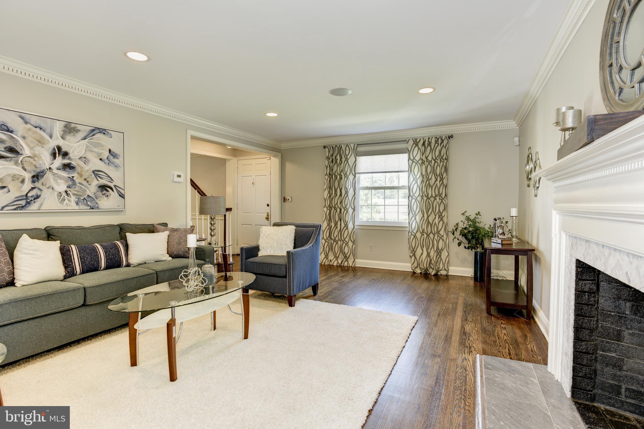 6002 Lakeview Road Baltimore, MD 21210 - Photo 5 of 68 Gallery Image 5