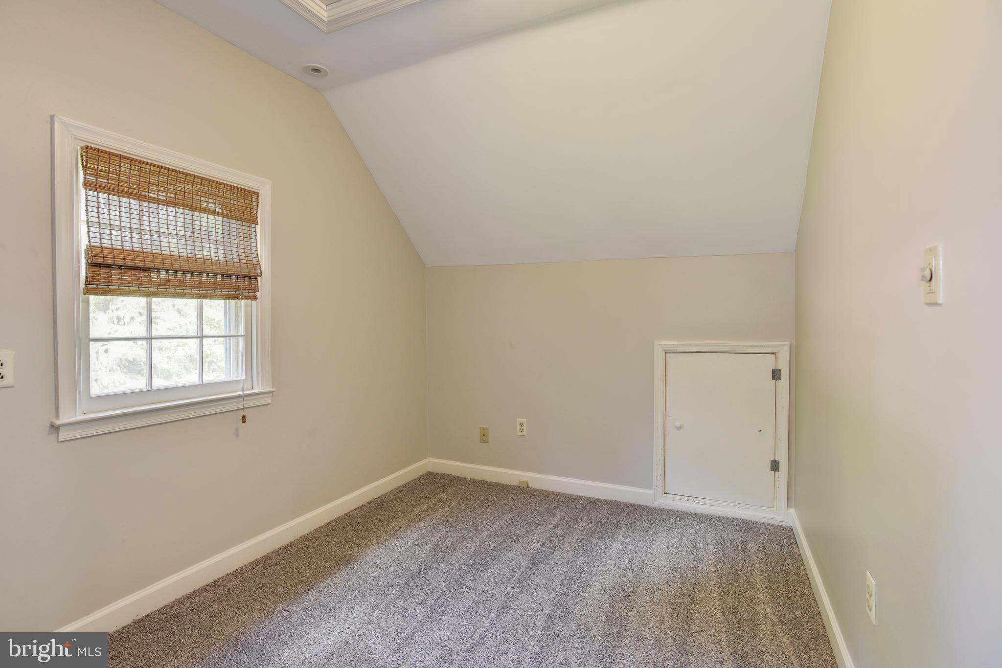6002 Lakeview Road Baltimore, MD 21210 - Photo 47 of 68 Another home office or homework room on 3rd floor