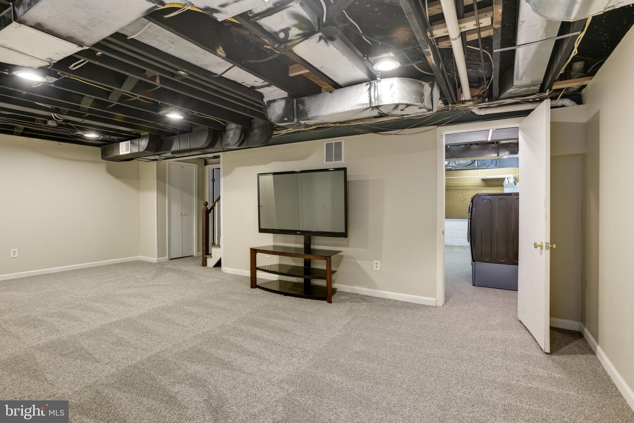 6002 Lakeview Road Baltimore, MD 21210 - Photo 52 of 68 Gallery Image 52