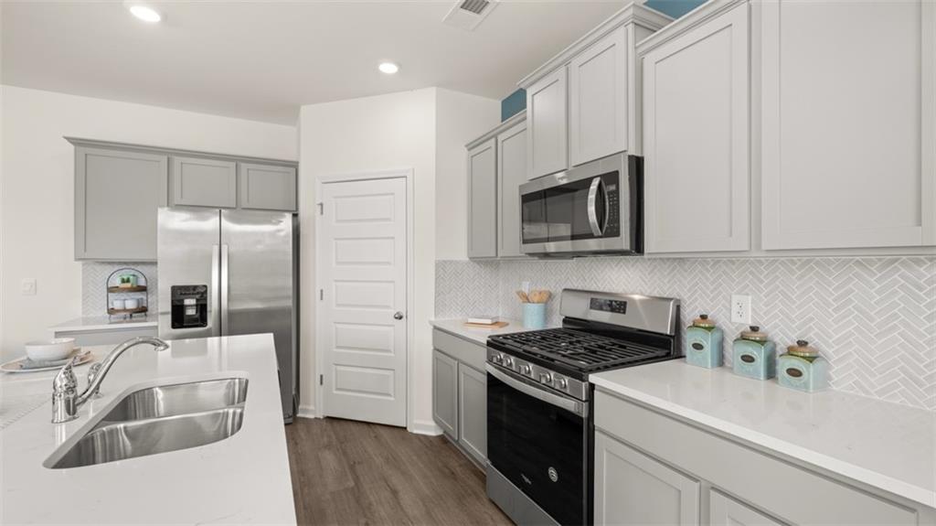 213 Lauritsen Way Newnan, GA 30265 - Photo 6 of 27