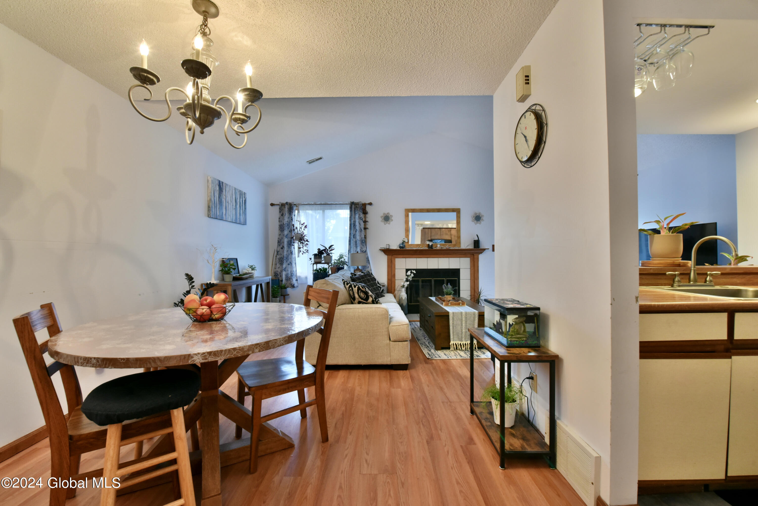 1976 Curry Road, Unit E139 Schenectady, NY 12303 - Photo 12 of 28 17