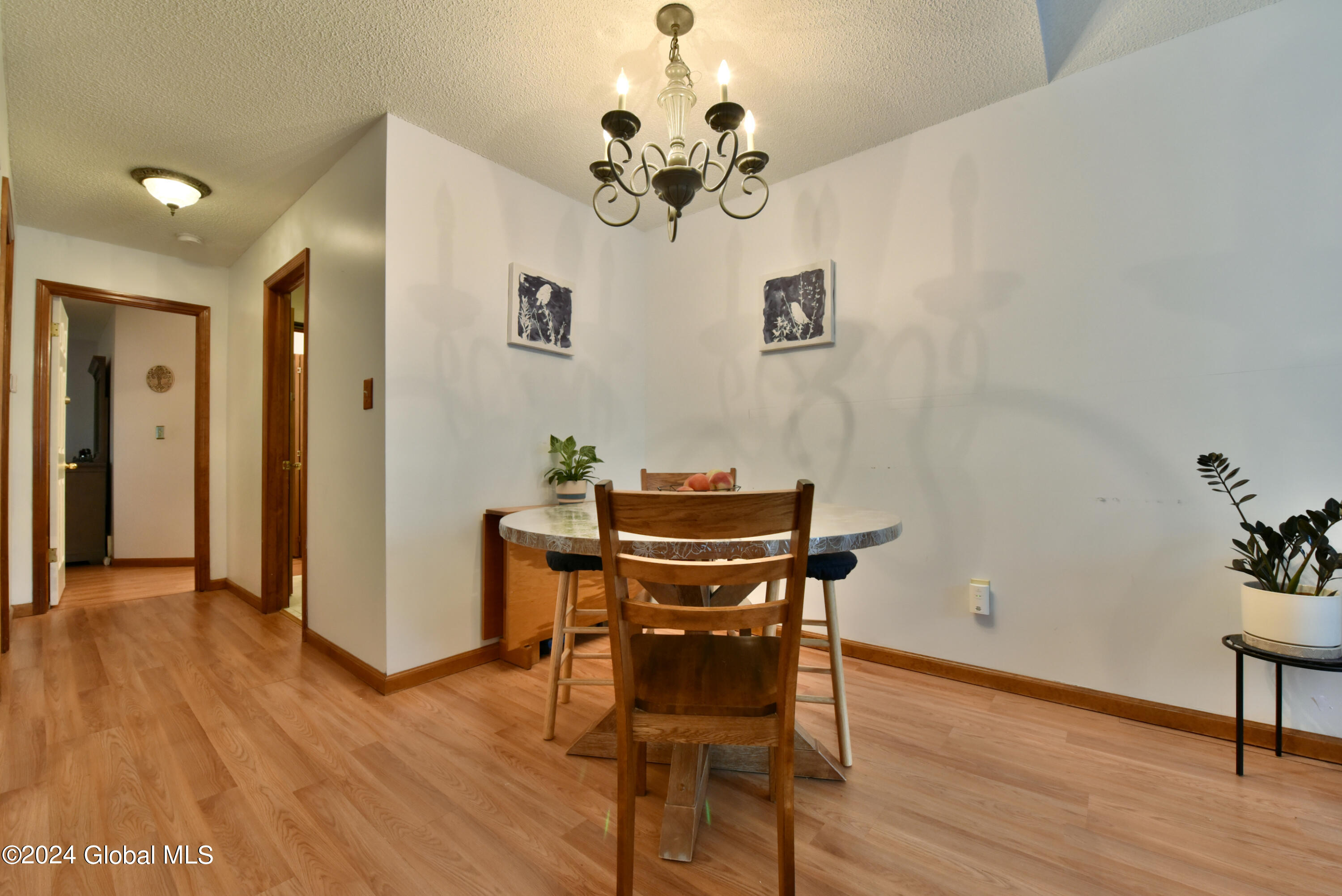 1976 Curry Road, Unit E139 Schenectady, NY 12303 - Photo 13 of 28 16