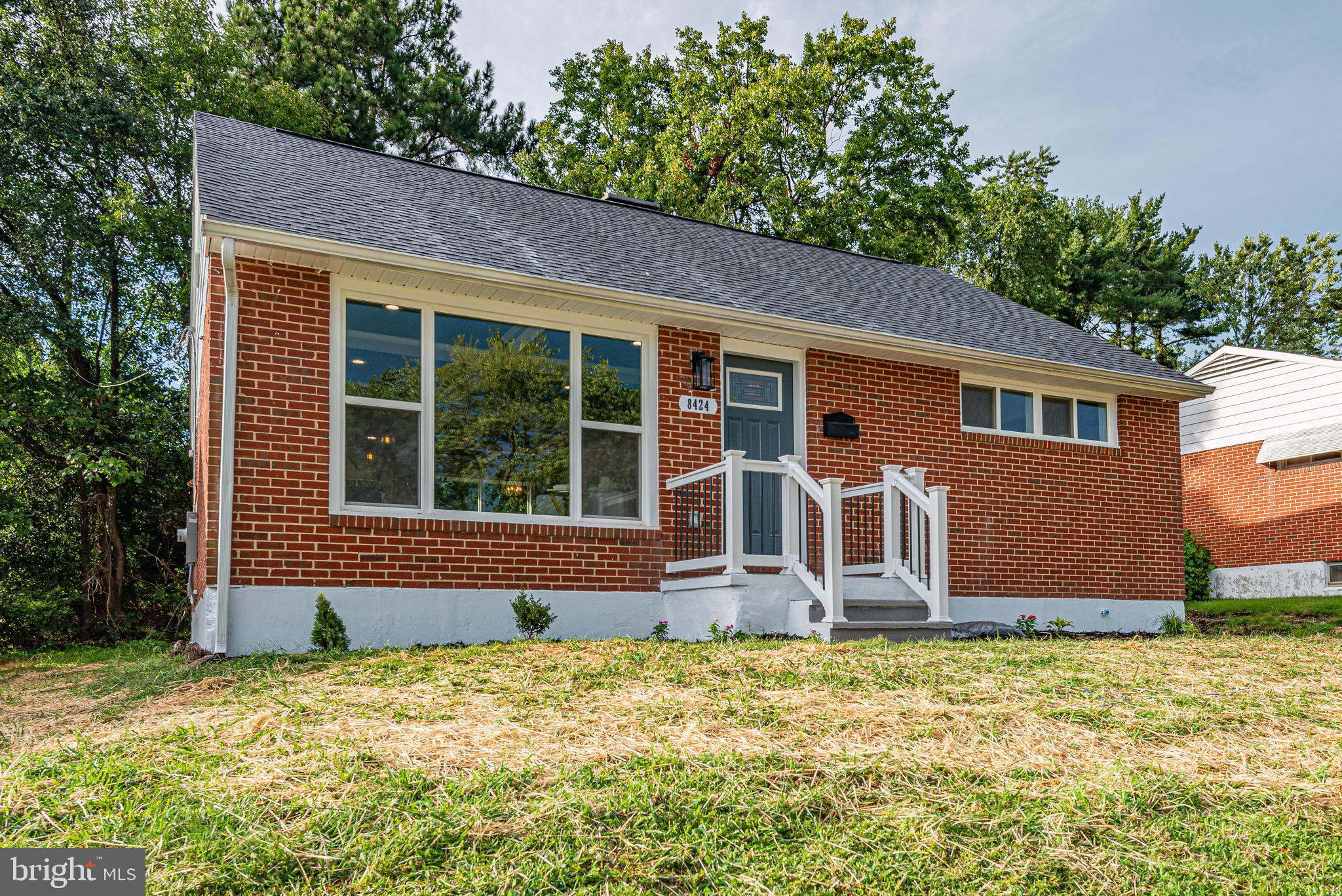 8424 Avery Road Baltimore, MD 21237 - Photo 2 of 29