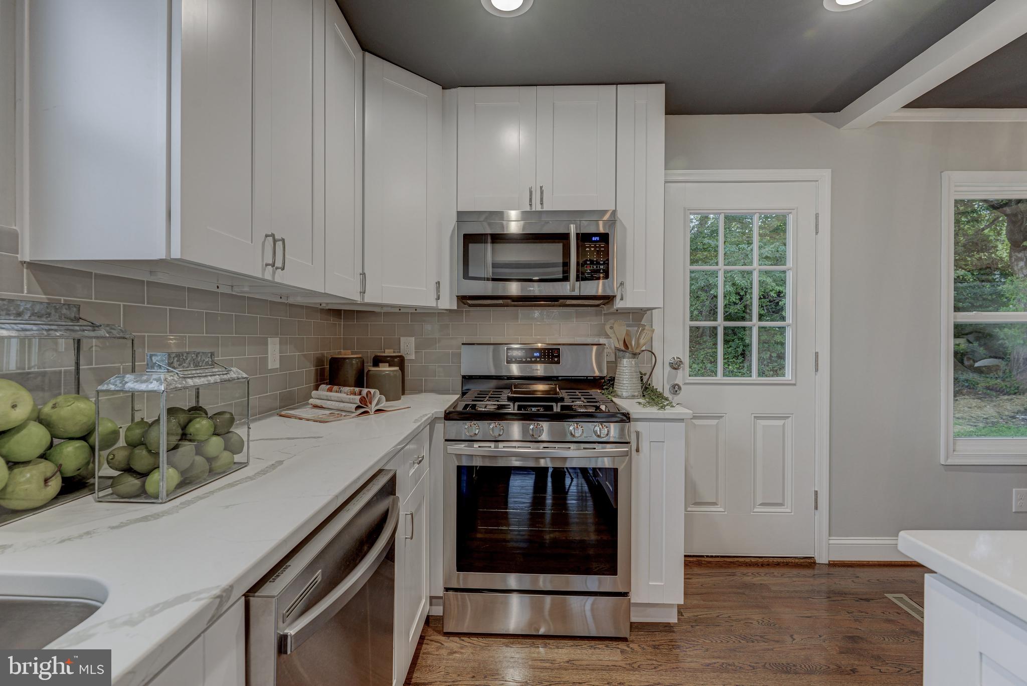 8424 Avery Road Baltimore, MD 21237 - Photo 8 of 29