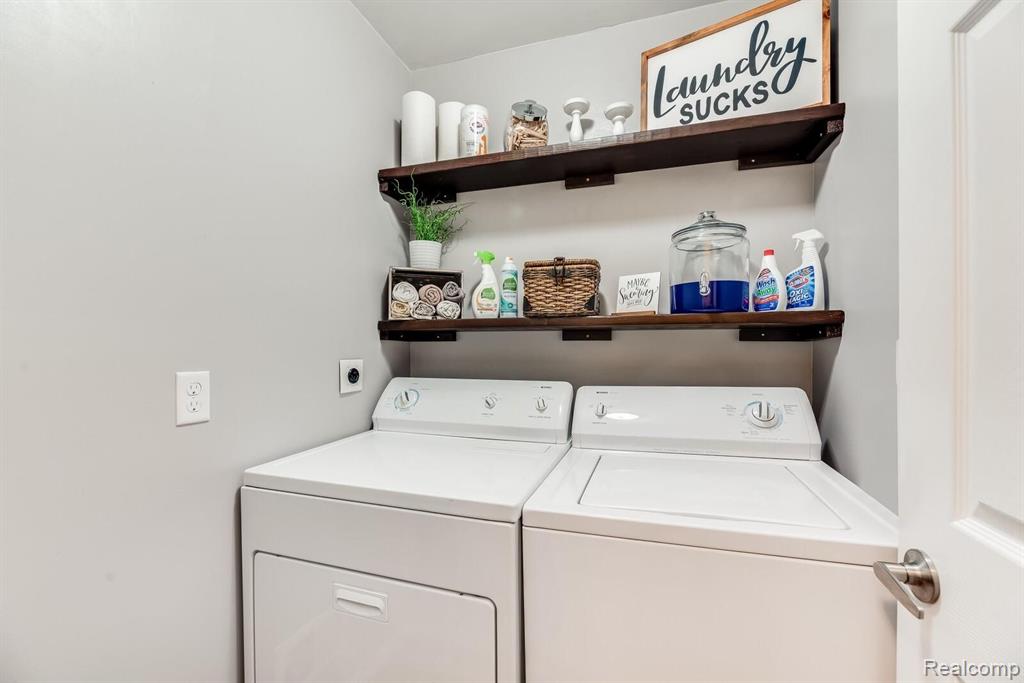 1689 Morningside Lane Rochester Hills, MI 48307 - Photo 14 of 33