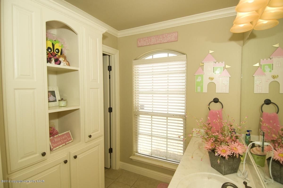 16450 Dove Meadow Road Canyon, TX 79015 - Photo 20 of 37 bathroom 2 view 1