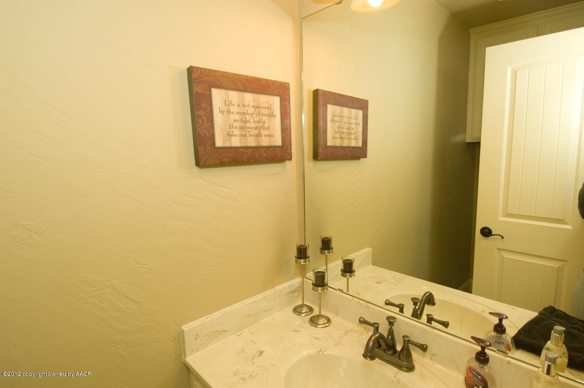 16450 Dove Meadow Road Canyon, TX 79015 - Photo 26 of 37 bathroom 3 view 2