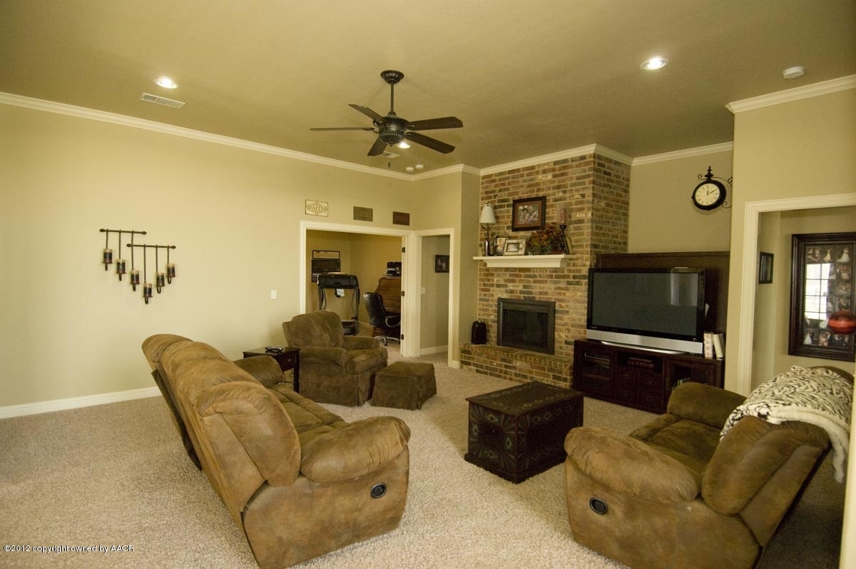 16450 Dove Meadow Road Canyon, TX 79015 - Photo 5 of 37 living room view 2