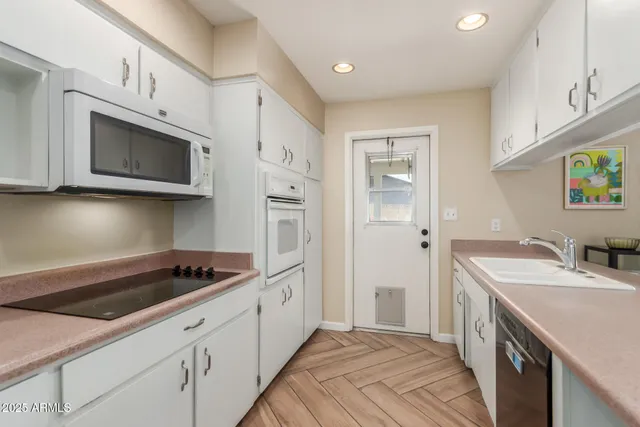 $555,000 | 8129 North 17th Drive, Phoenix, AZ 85021