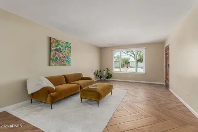 $555,000 | 8129 North 17th Drive, Phoenix, AZ 85021