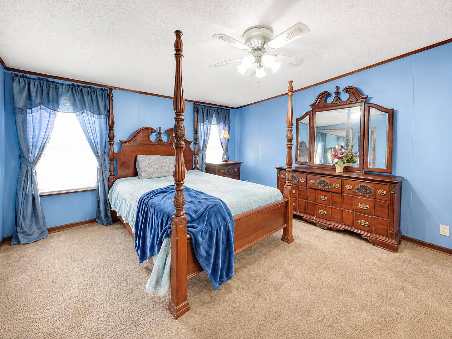 963 Upper Craigs Creek Road Catawba, VA 24070 - Photo 10 of 27 Master suite