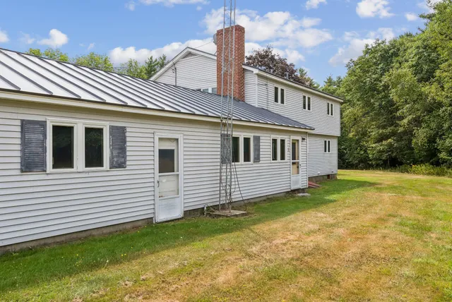 $499,000 | 1390 Highway 3, China, ME 04358