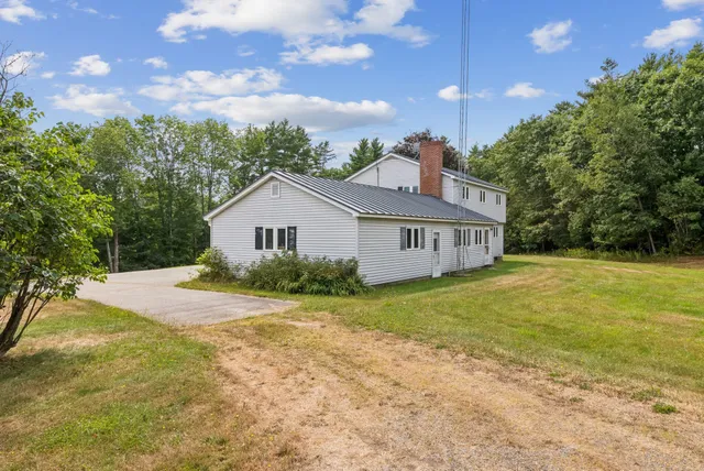 $499,000 | 1390 Highway 3, China, ME 04358