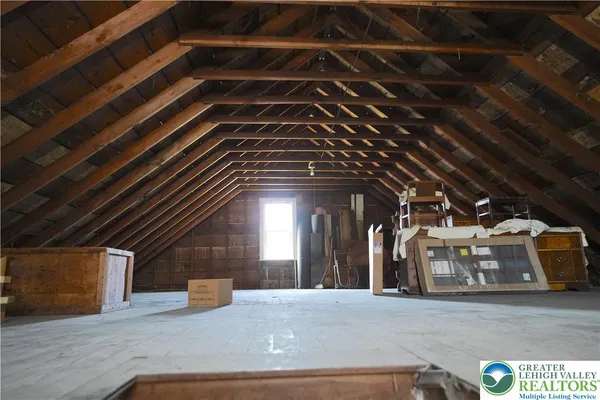 $2,000 | 655 Birch Drive, Walnutport, PA 18088