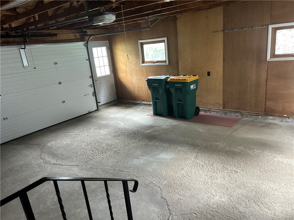 46 Watkins Avenue Perry, NY 14530 - Photo 10 of 22 Walk in shower located off the primary bedroom