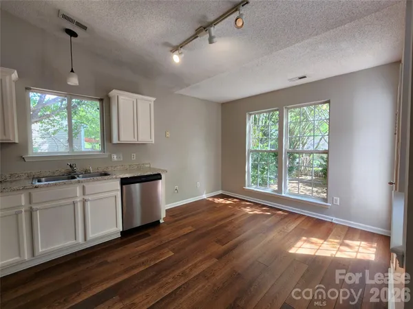 $2,195 | 5200 Ashie Avenue, Matthews, NC 28104