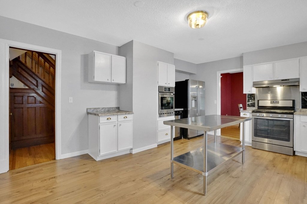 111 Magnolia Terrace Springfield, MA 01108 - Photo 16 of 42