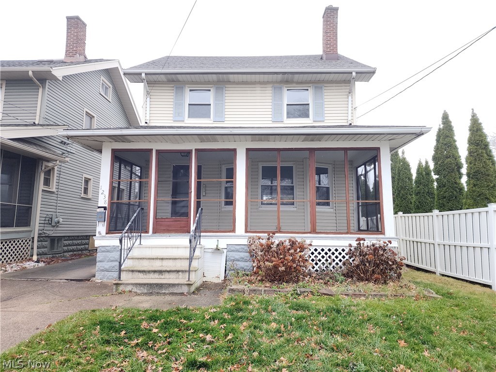 1238 Webb Road Lakewood, OH 44107 - Photo 3 of 33